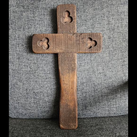 Beautiful Decorative Rustic Folk Art Cross Plaque Piece - Picture 6 of 8